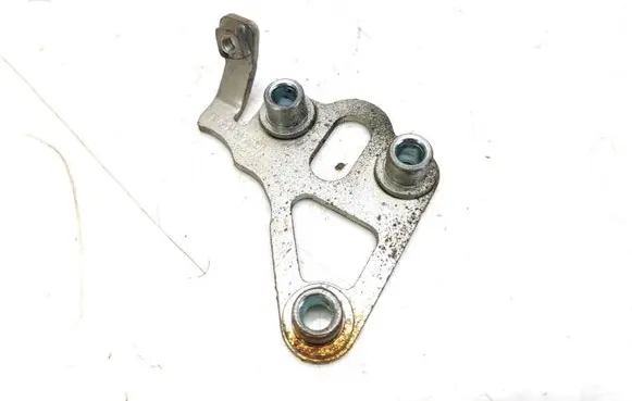 Suzuki SX4 Engine mounting bracket 55194378
