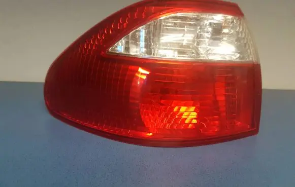 Mazda 626 Rear/tail lights 22061922