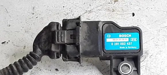 Opel Signum Air pressure sensor 0281002437