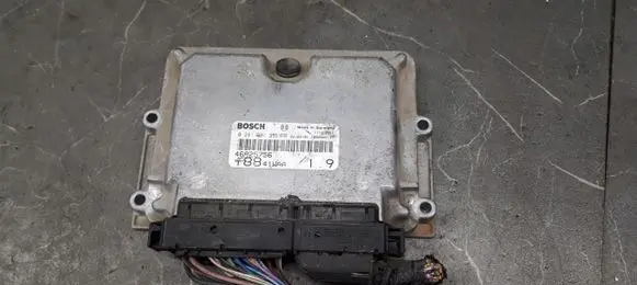 Fiat Punto (188) Engine control unit/module ECU 46825756