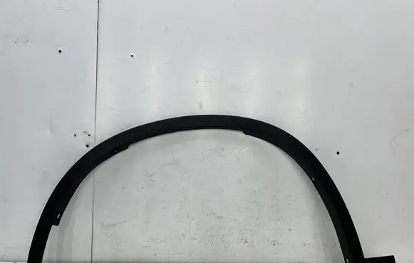 BMW X1 F48 F49 Front arch trim 7332337