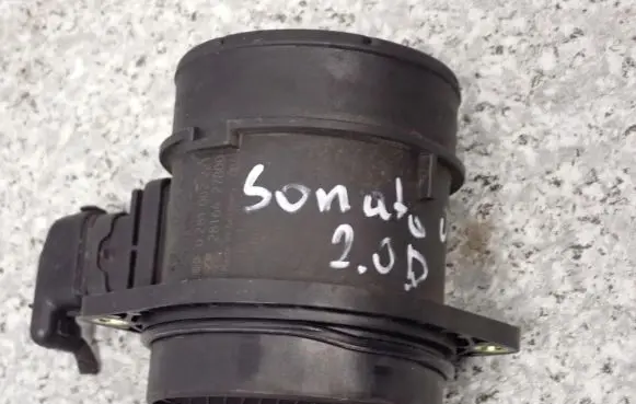 Hyundai Sonata Mass air flow meter