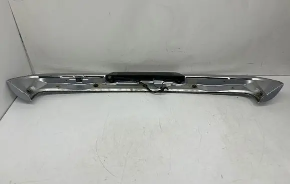 Mitsubishi Grandis Tailgate/trunk spoiler Mn129304