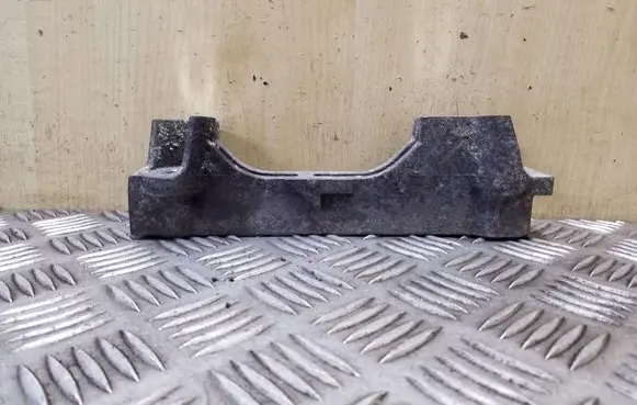 Toyota Avensis T270 Engine mounting bracket