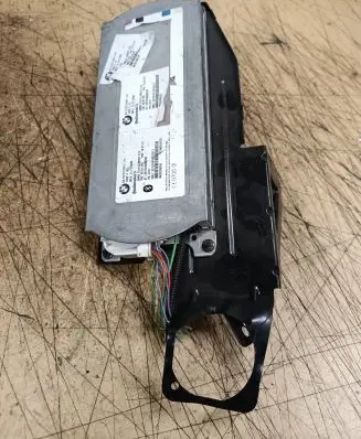 BMW X5 E70 Bluetooth control unit holder 156J56007 8410917426101 84109174261