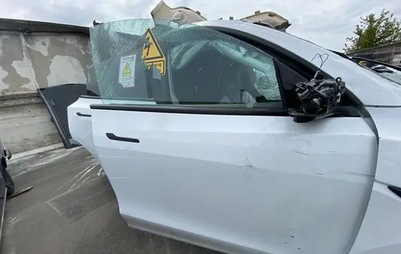 Tesla Model Y Front door