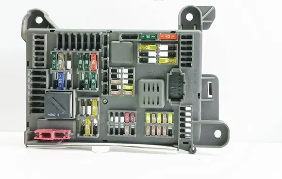 BMW X5 E70 Fuse module 6931687