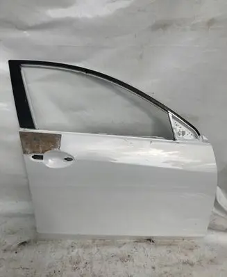 Mazda 3 II Front door