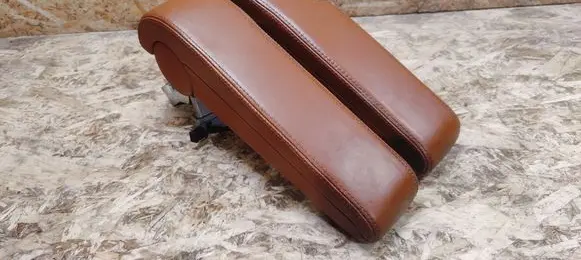 Bentley Flying Spur Armrest 