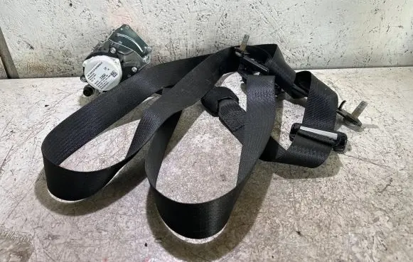 Jeep Grand Cherokee WL Front seatbelt P6YH85TX7AE 403212R TR1272142057