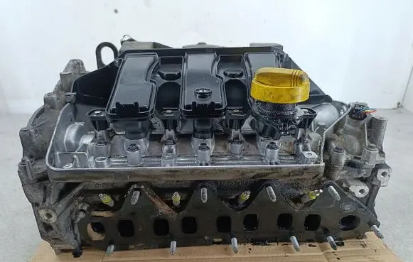 Nissan Qashqai Engine head 
