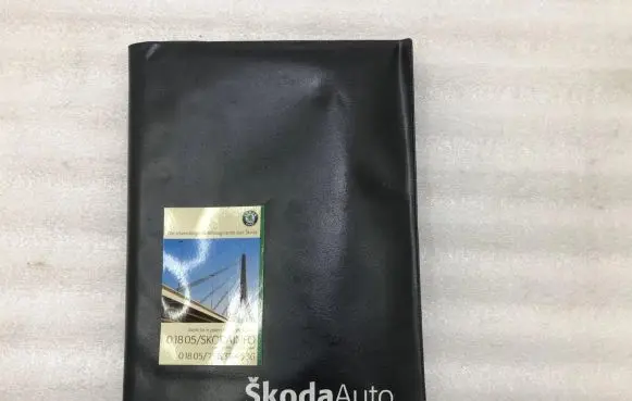 Skoda Octavia Mk1 (1U) Owners service history hand book 