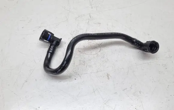 BMW 5 F10 F11 Vacuum line/pipe/hose 8513632