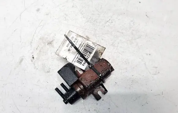 Ford Kuga I Turbo solenoid valve 6G9Q9E882CA 6G9Q-9E882-CA