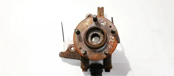 Front wheel hub