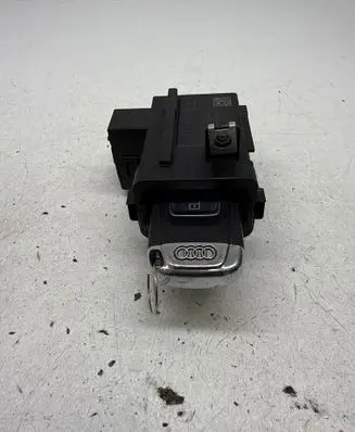 Audi A4 S4 B8 8K Ignition lock 8K0909131D 3330430102