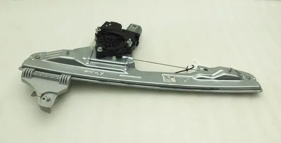 Hyundai Kona I Front door window regulator with motor 82450J9010 1101078562