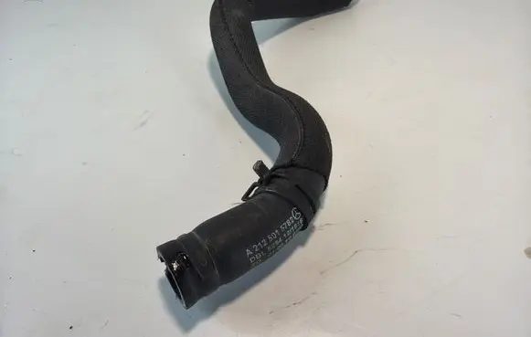 Mercedes-Benz E W212 Engine coolant pipe/hose A2125015782