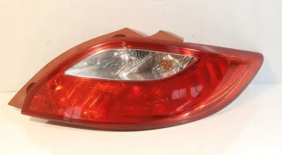 Mazda 2 Rear/tail lights D65151150