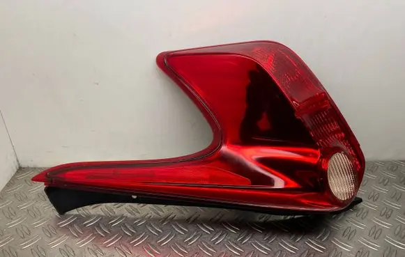 Nissan Juke I F15 Rear/tail lights 