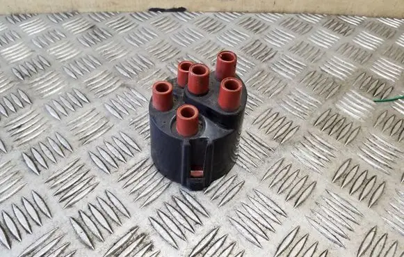 Audi 80 90 S2 B4 Spark distributor cap 034905207B