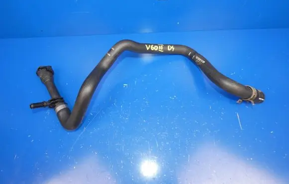 Volvo V60 Engine coolant pipe/hose 31657977