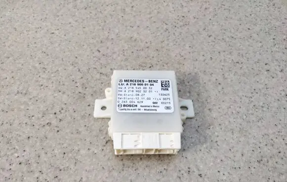 Mercedes-Benz CLS C218 X218 Parking PDC control unit/module A2189000104