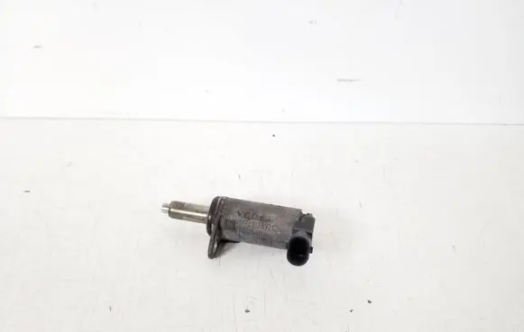 Volkswagen Multivan T5 Camshaft position sensor 06H103697C