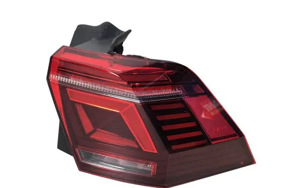 Volkswagen Tiguan Rear/tail lights 5NA945208J 0021498908 00214974