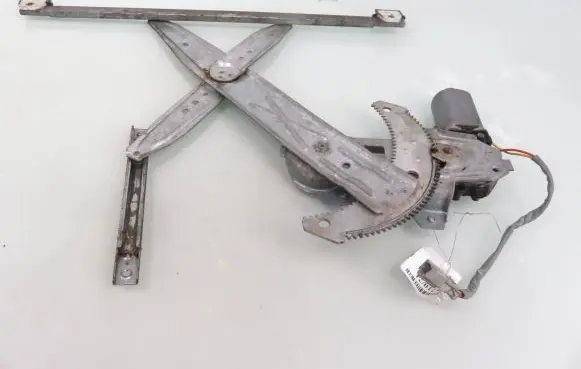 Honda Civic Front door window regulator with motor