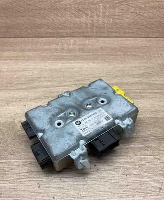 BMW 5 E60 E61 Door control unit/module 6957759 75789012
