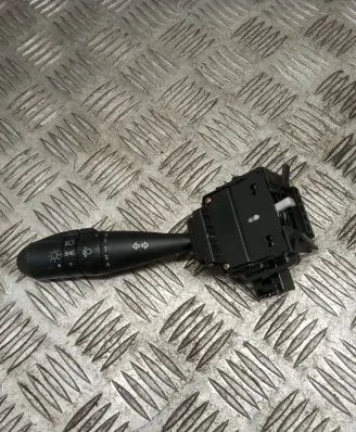 Mitsubishi Colt Indicator stalk Z5X1557410