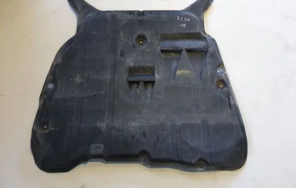 Volvo XC70 Engine splash shield/under tray 8634459