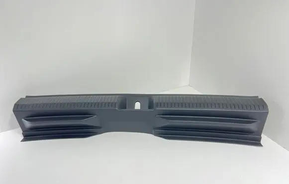 Volkswagen Golf VIII Trunk/boot sill cover protection 5H9863459