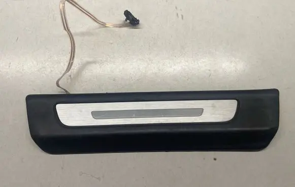 Audi Q7 4M Rear sill trim cover 4M0947417
