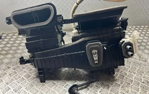 Interior heater climate box assembly