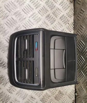 Audi A4 S4 B8 8K Rear air vent grill 8K0864376