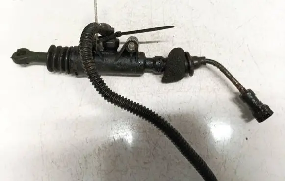 Clutch master cylinder