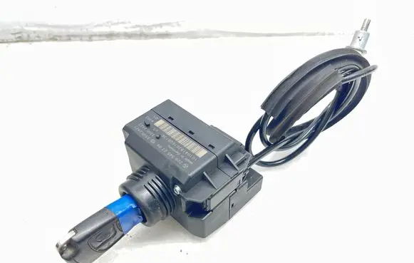 Mercedes-Benz C W203 Ignition lock 2095452308