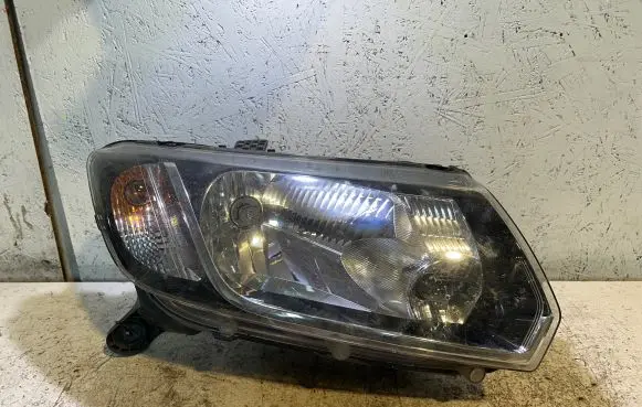 Dacia Sandero Headlight/headlamp 00326531 27102013 25107737R