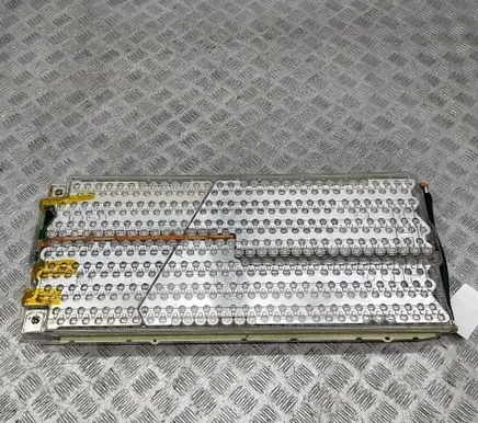 Tesla Model S Hybrid / electric car battery 102095590A 107195400B