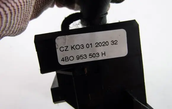 Skoda Fabia Mk1 (6Y) Wiper switch 4B0953503H