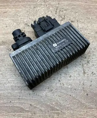 Renault Kangoo I Glow plug pre-heat relay 7700111525