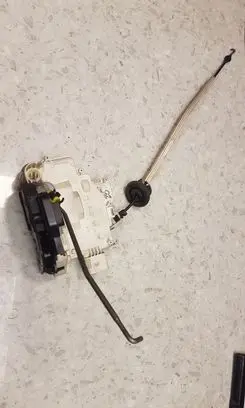 Audi A6 S6 C6 4F Front door lock 4F2837016
