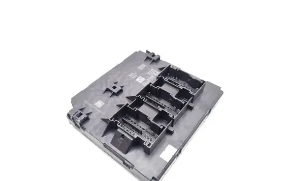 Volkswagen Passat Alltrack Central body control module 3AA937087N 5WK5013