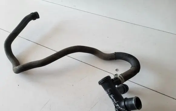 Opel Crossland X Engine coolant pipe/hose