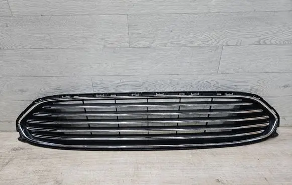 Front bumper upper radiator grill