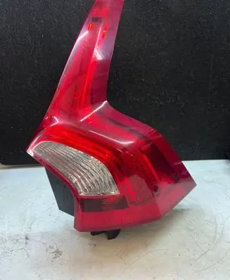 Volvo V60 Rear/tail lights 31214964 V01V0V60DX 21490201