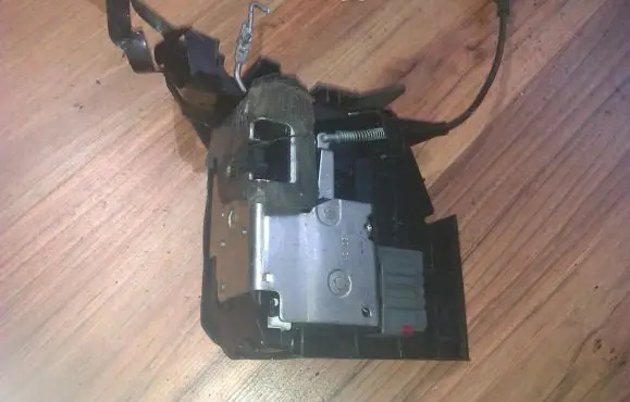 Front door lock