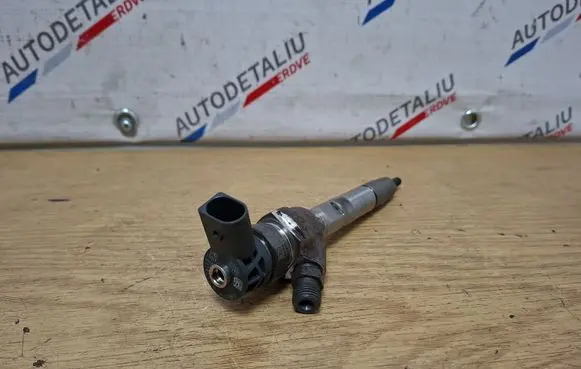 BMW X3 F25 Fuel injector 8514148
